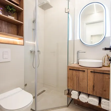 Bel Air Apartment